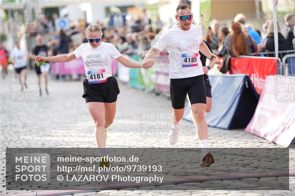 12.06.2026 - Holstenköstenlauf LAZAROV Photography http://msf.ph/oto/9739193 12.06.2026 19:49:41 Laufen 3274, 3888, 4085, 4181, 4185 meine-sportfotos.de