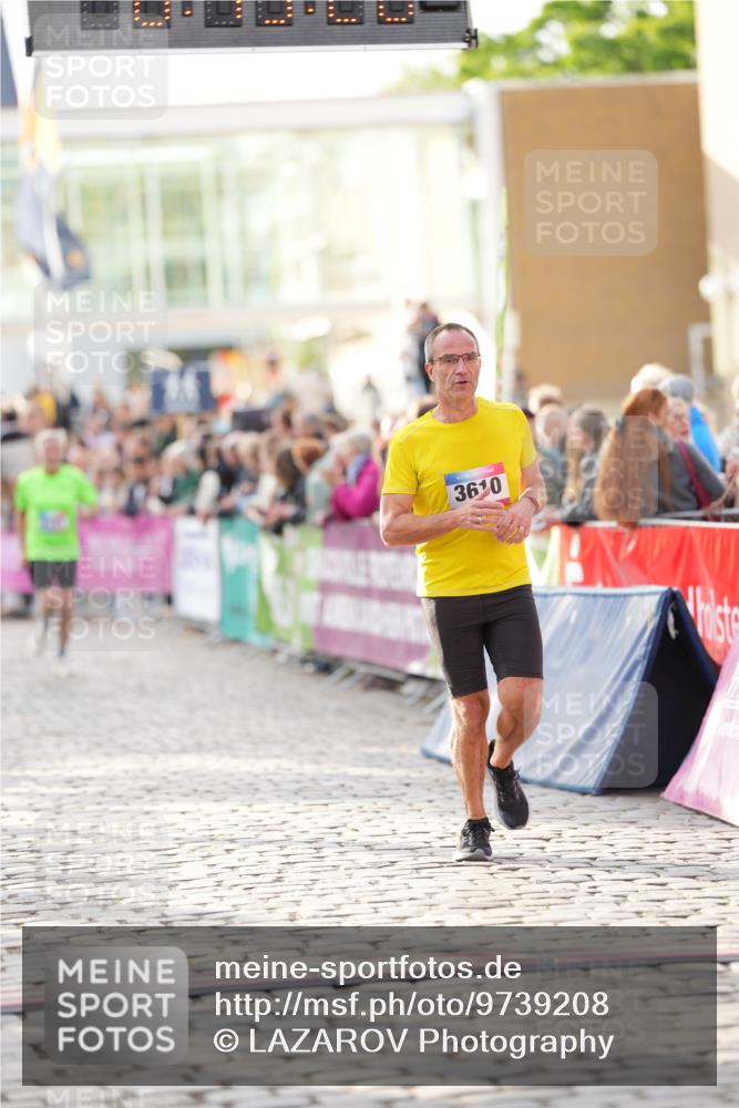 12.06.2026 - Holstenköstenlauf LAZAROV Photography http://msf.ph/oto/9739208 12.06.2026 19:49:27 Laufen 3101, 3255, 3567, 3610 meine-sportfotos.de
