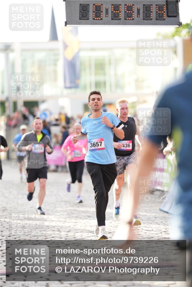 12.06.2026 - Holstenköstenlauf LAZAROV Photography http://msf.ph/oto/9739226 12.06.2026 19:49:13 Laufen 3259, 3436, 3657, 3708, 4354, 4412 meine-sportfotos.de