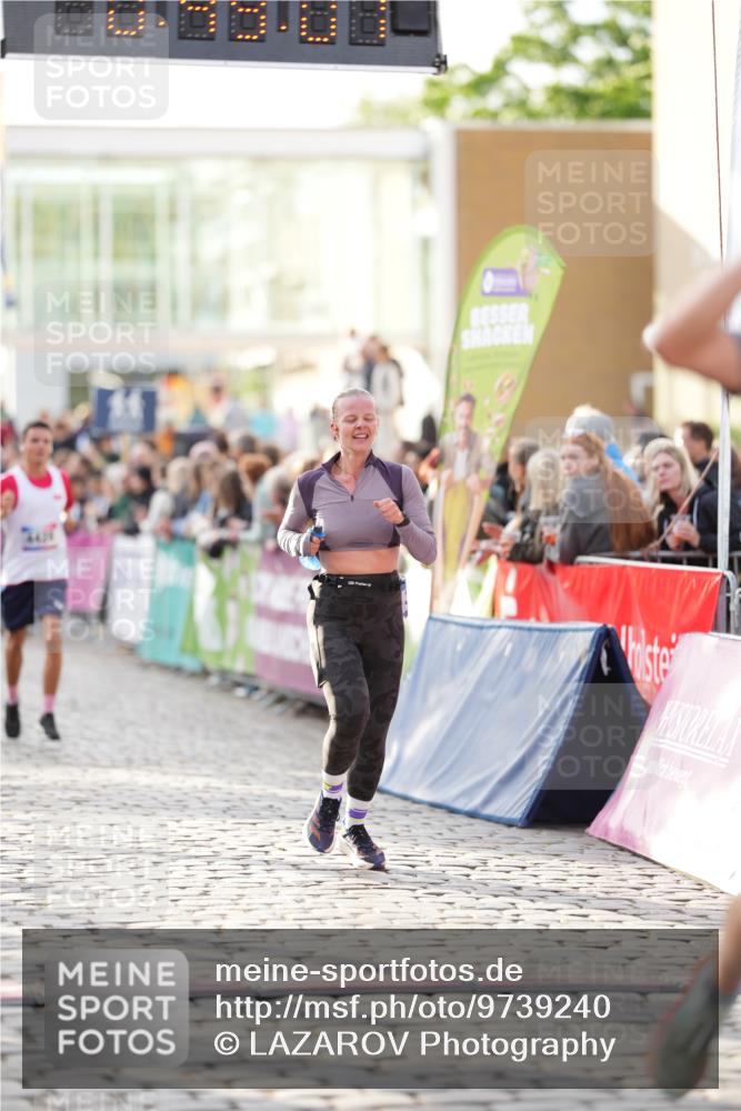 12.06.2026 - Holstenköstenlauf LAZAROV Photography http://msf.ph/oto/9739240 12.06.2026 19:49:00 Laufen 3071, 3310, 3531, 3860, 4428, 4461, 4498 meine-sportfotos.de