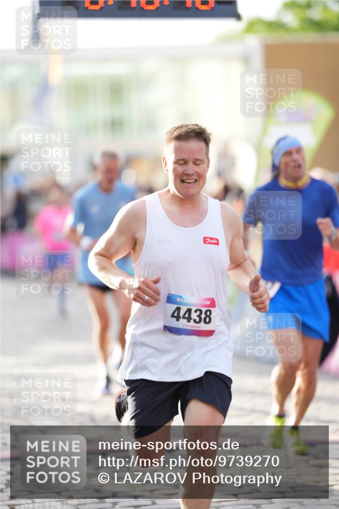 12.06.2026 - Holstenköstenlauf LAZAROV Photography http://msf.ph/oto/9739270 12.06.2026 19:48:40 Laufen 3034, 3199, 3501, 3549, 3937, 4438, 4504, 4676 meine-sportfotos.de