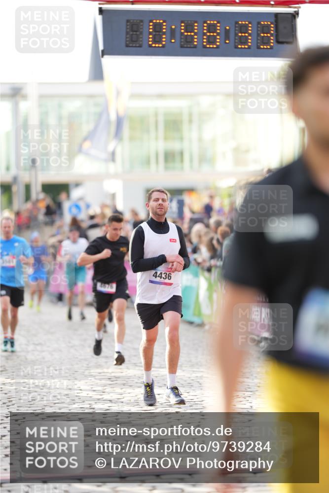 12.06.2026 - Holstenköstenlauf LAZAROV Photography http://msf.ph/oto/9739284 12.06.2026 19:48:32 Laufen 3126, 3208, 3243, 3501, 3627, 4436, 4676, 4695 meine-sportfotos.de