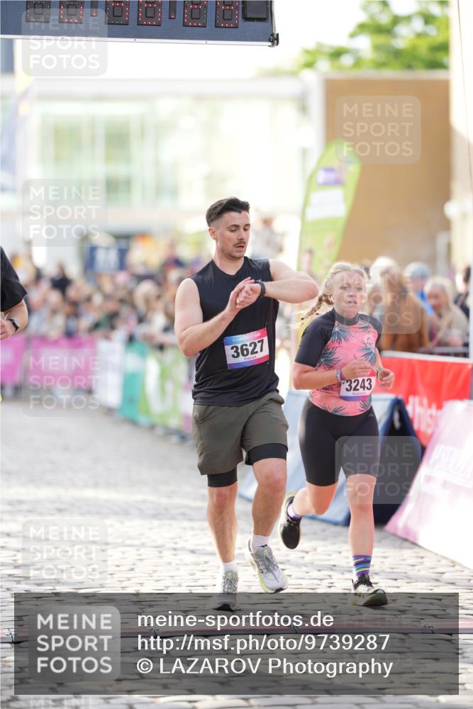 12.06.2026 - Holstenköstenlauf LAZAROV Photography http://msf.ph/oto/9739287 12.06.2026 19:48:28 Laufen 3126, 3208, 3243, 3307, 3627, 3875, 4516, 4669, 4695 meine-sportfotos.de