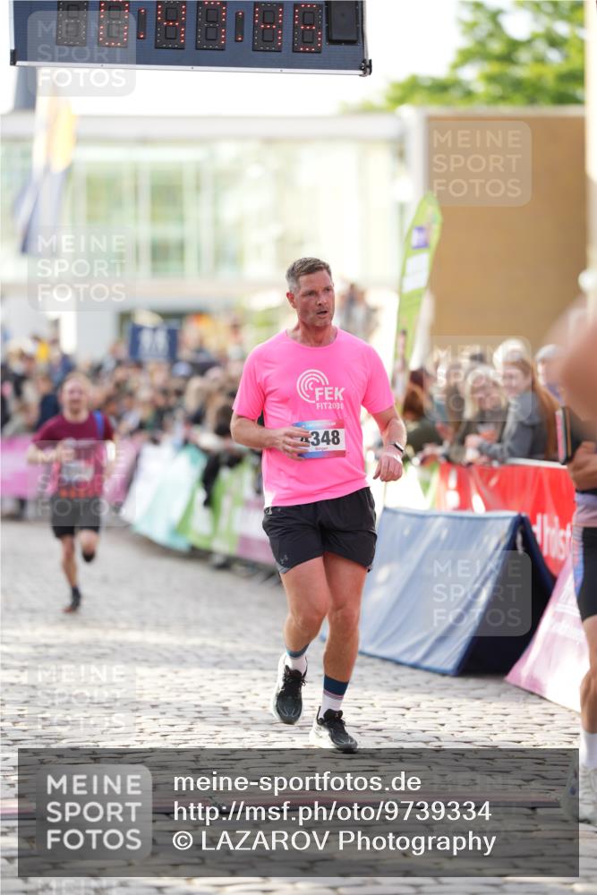 12.06.2026 - Holstenköstenlauf LAZAROV Photography http://msf.ph/oto/9739334 12.06.2026 19:47:44 Laufen 3044, 3693, 3757, 4348 meine-sportfotos.de