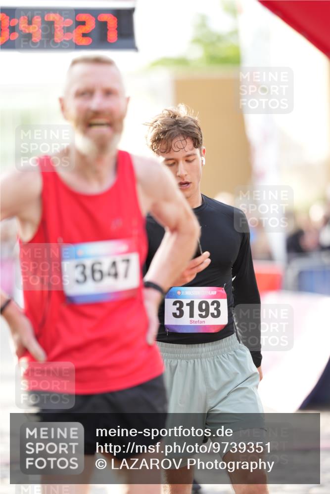 12.06.2026 - Holstenköstenlauf LAZAROV Photography http://msf.ph/oto/9739351 12.06.2026 19:47:26 Laufen 3193, 3533, 3647, 4176, 4647, 4732 meine-sportfotos.de