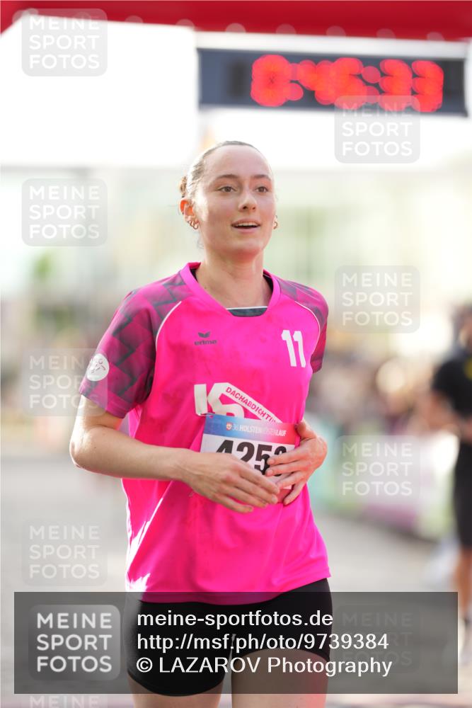 12.06.2026 - Holstenköstenlauf LAZAROV Photography http://msf.ph/oto/9739384 12.06.2026 19:46:32 Laufen 3022, 3062, 3309, 3554, 4247, 4253, 4255, 4772, 4773 meine-sportfotos.de