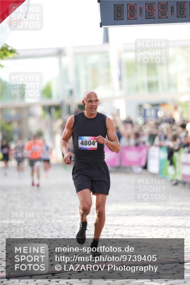 12.06.2026 - Holstenköstenlauf LAZAROV Photography http://msf.ph/oto/9739405 12.06.2026 19:46:13 Laufen 3039, 4804 meine-sportfotos.de