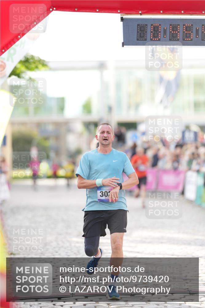 12.06.2026 - Holstenköstenlauf LAZAROV Photography http://msf.ph/oto/9739420 12.06.2026 19:45:43 Laufen 3020, 3209, 3617, 4114, 4192, 4413, 4620 meine-sportfotos.de