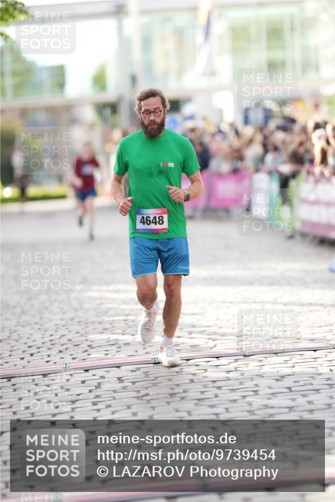 12.06.2026 - Holstenköstenlauf LAZAROV Photography http://msf.ph/oto/9739454 12.06.2026 19:45:14 Laufen 3203, 3290, 3619, 3948, 4648 meine-sportfotos.de