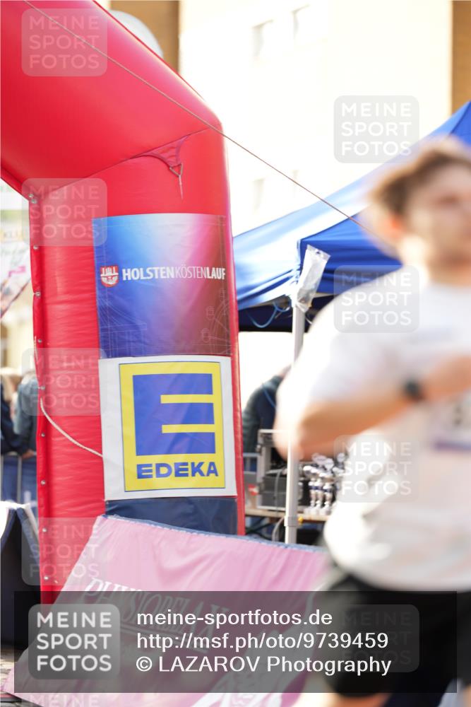 12.06.2026 - Holstenköstenlauf LAZAROV Photography http://msf.ph/oto/9739459 12.06.2026 19:45:11 Laufen 3203, 3290, 3948, 4648 meine-sportfotos.de
