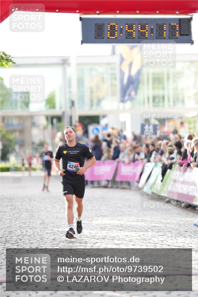 12.06.2026 - Holstenköstenlauf LAZAROV Photography http://msf.ph/oto/9739502 12.06.2026 19:44:16 Laufen 4249 meine-sportfotos.de