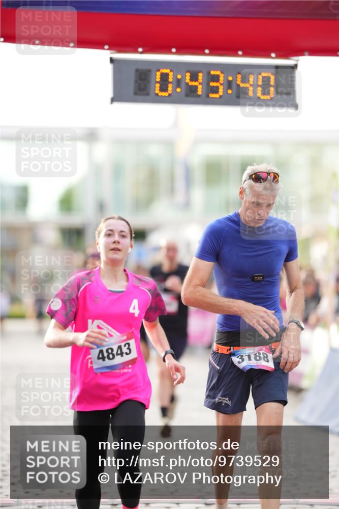12.06.2026 - Holstenköstenlauf LAZAROV Photography http://msf.ph/oto/9739529 12.06.2026 19:43:39 Laufen 3015, 3064, 3188, 3191, 3640, 4164, 4799, 4843 meine-sportfotos.de