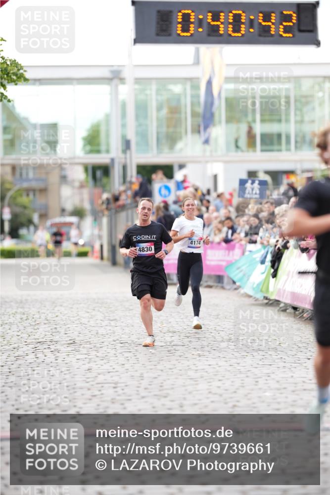 12.06.2026 - Holstenköstenlauf LAZAROV Photography http://msf.ph/oto/9739661 12.06.2026 19:40:41 Laufen 3219, 4174, 4242, 4830 meine-sportfotos.de