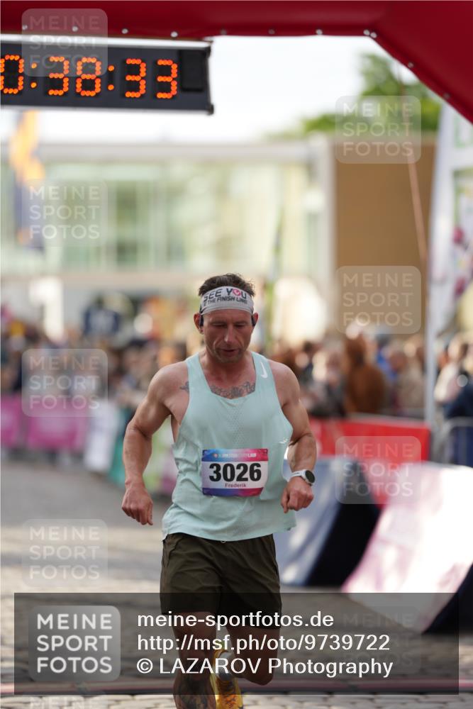 12.06.2026 - Holstenköstenlauf LAZAROV Photography http://msf.ph/oto/9739722 12.06.2026 19:38:32 Laufen 3026 meine-sportfotos.de