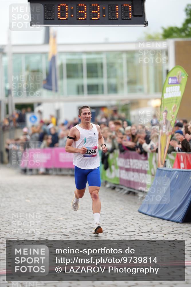 12.06.2026 - Holstenköstenlauf LAZAROV Photography http://msf.ph/oto/9739814 12.06.2026 19:33:17 Laufen 3246 meine-sportfotos.de