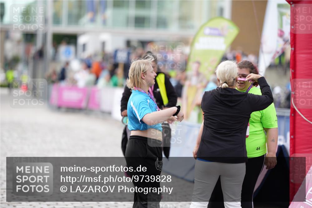 12.06.2026 - Holstenköstenlauf LAZAROV Photography http://msf.ph/oto/9739828 12.06.2026 18:29:01 Laufen 4094, 4208 meine-sportfotos.de