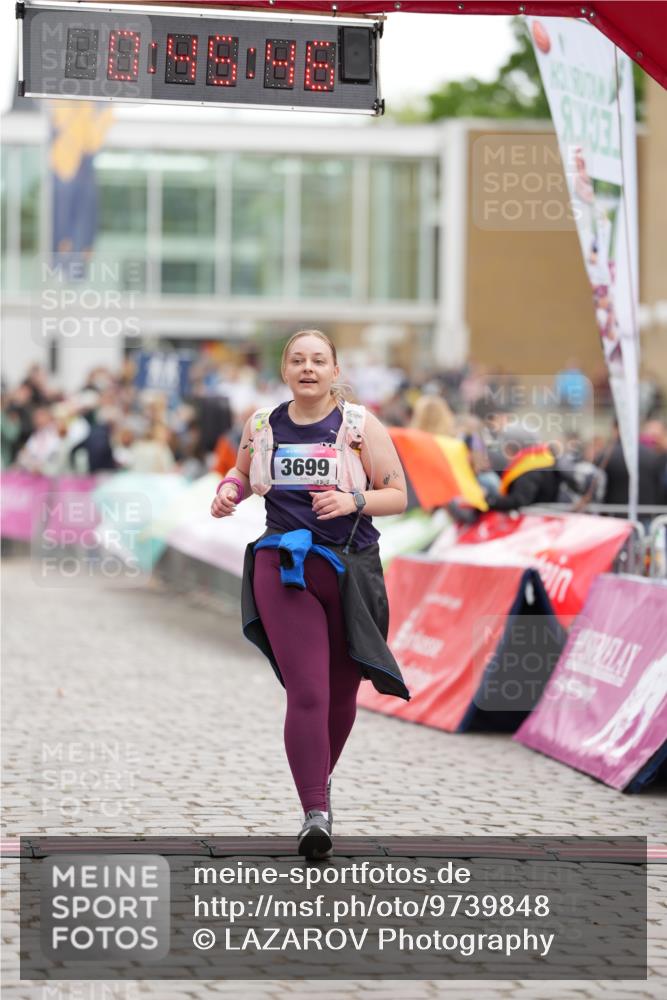 12.06.2026 - Holstenköstenlauf LAZAROV Photography http://msf.ph/oto/9739848 12.06.2026 18:15:44 Laufen 3699 meine-sportfotos.de