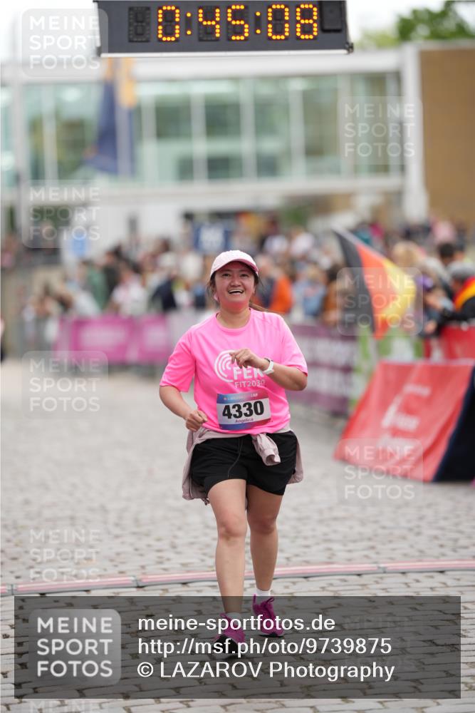12.06.2026 - Holstenköstenlauf LAZAROV Photography http://msf.ph/oto/9739875 12.06.2026 18:15:06 Laufen 4315, 4330 meine-sportfotos.de