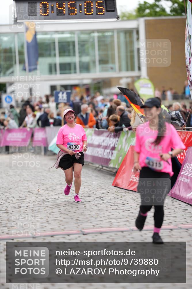 12.06.2026 - Holstenköstenlauf LAZAROV Photography http://msf.ph/oto/9739880 12.06.2026 18:15:03 Laufen 4315, 4330 meine-sportfotos.de
