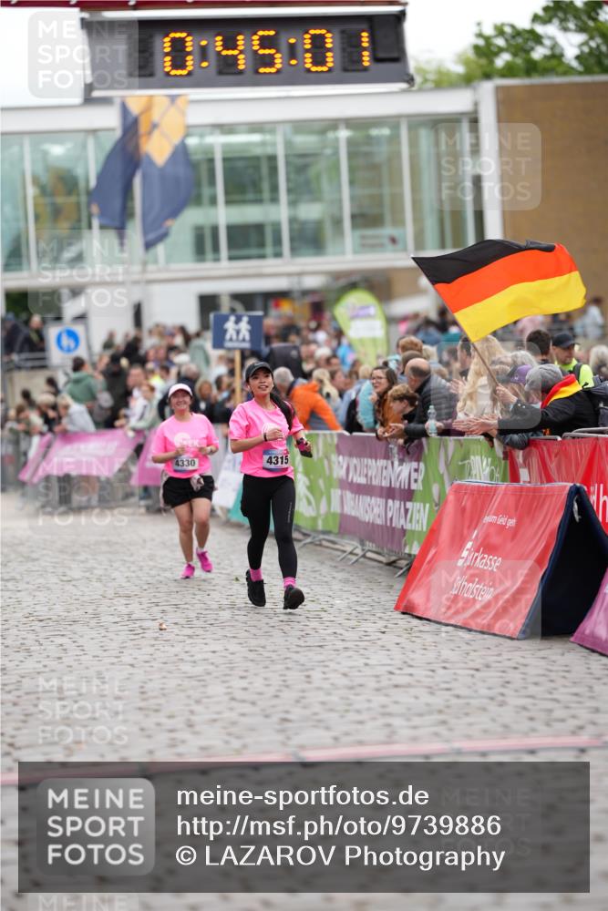 12.06.2026 - Holstenköstenlauf LAZAROV Photography http://msf.ph/oto/9739886 12.06.2026 18:14:59 Laufen 4315 meine-sportfotos.de