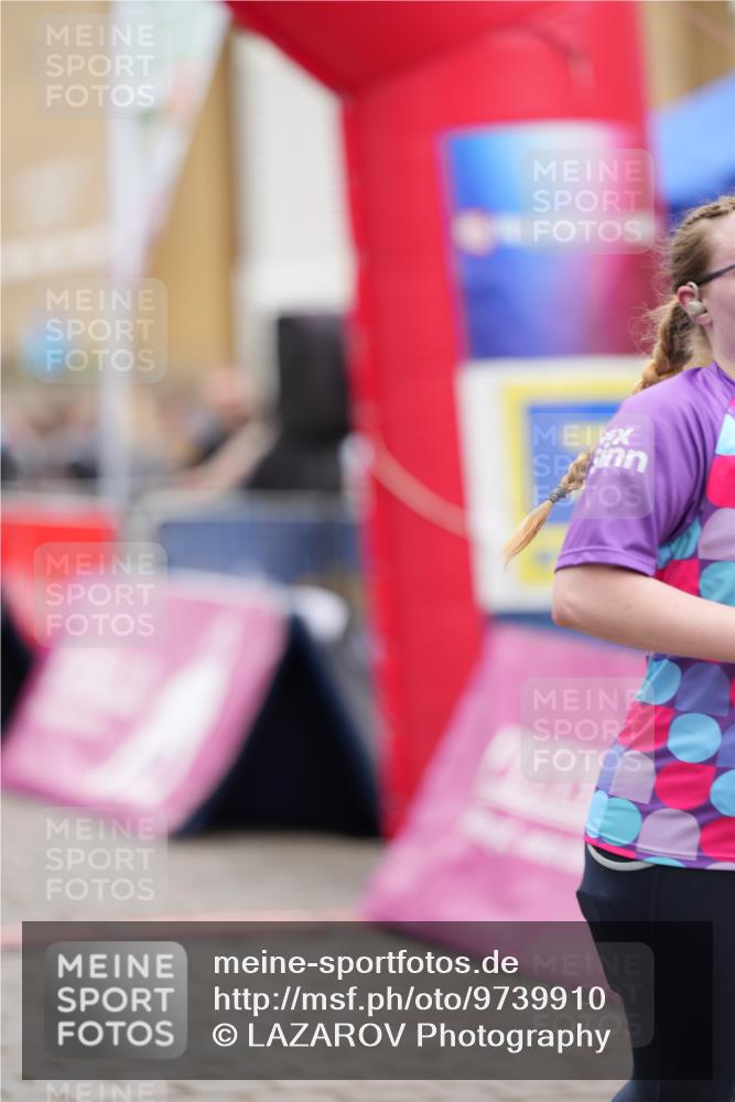 12.06.2026 - Holstenköstenlauf LAZAROV Photography http://msf.ph/oto/9739910 12.06.2026 18:11:13 Laufen 3316, 3765, 4209, 4477 meine-sportfotos.de