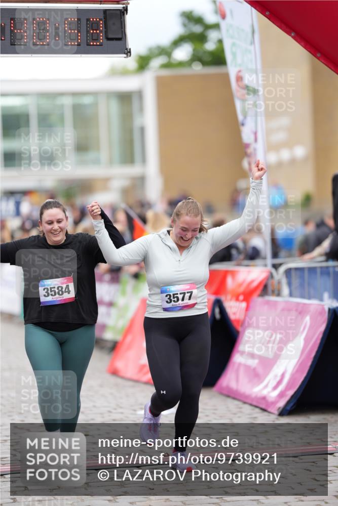 12.06.2026 - Holstenköstenlauf LAZAROV Photography http://msf.ph/oto/9739921 12.06.2026 18:10:51 Laufen 3313, 3480, 3577, 3584 meine-sportfotos.de