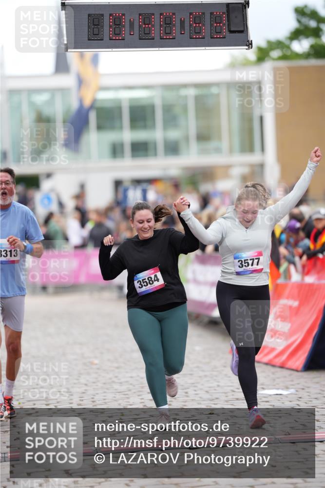 12.06.2026 - Holstenköstenlauf LAZAROV Photography http://msf.ph/oto/9739922 12.06.2026 18:10:51 Laufen 3313, 3480, 3577, 3584 meine-sportfotos.de