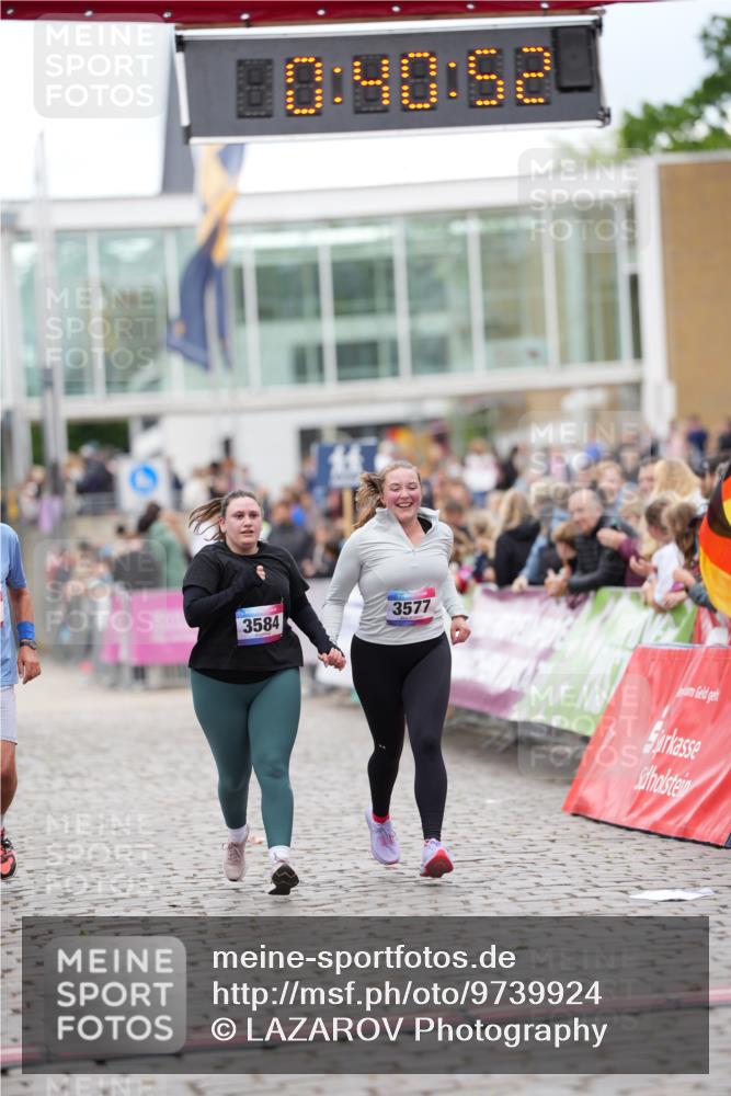 12.06.2026 - Holstenköstenlauf LAZAROV Photography http://msf.ph/oto/9739924 12.06.2026 18:10:50 Laufen 3313, 3480, 3577, 3584 meine-sportfotos.de
