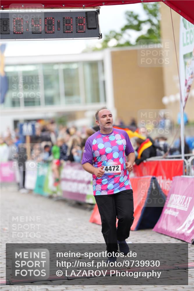 12.06.2026 - Holstenköstenlauf LAZAROV Photography http://msf.ph/oto/9739930 12.06.2026 18:10:31 Laufen 4207, 4472 meine-sportfotos.de
