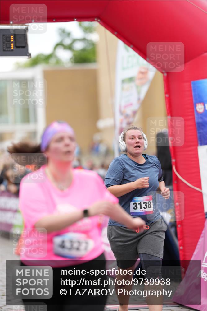 12.06.2026 - Holstenköstenlauf LAZAROV Photography http://msf.ph/oto/9739938 12.06.2026 18:10:19 Laufen 3138, 4327, 4333 meine-sportfotos.de