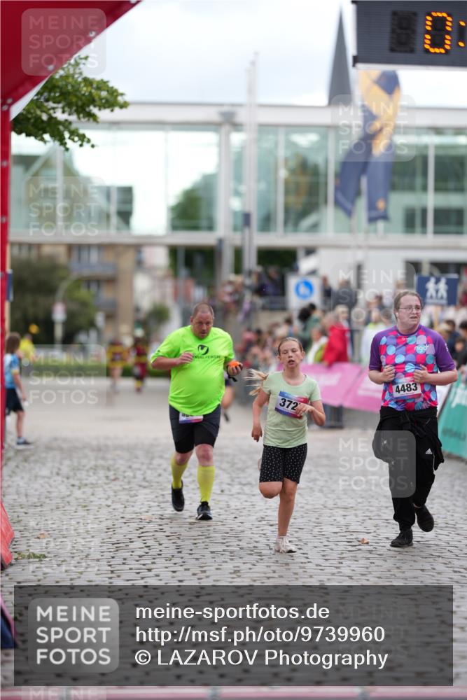 12.06.2026 - Holstenköstenlauf LAZAROV Photography http://msf.ph/oto/9739960 12.06.2026 18:09:23 Laufen 3727 meine-sportfotos.de