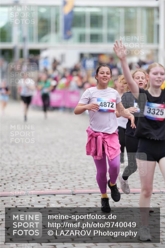 12.06.2026 - Holstenköstenlauf LAZAROV Photography http://msf.ph/oto/9740049 12.06.2026 18:04:07 Laufen 3325, 3361, 4049, 4102, 4104, 4451, 4758, 4872 meine-sportfotos.de