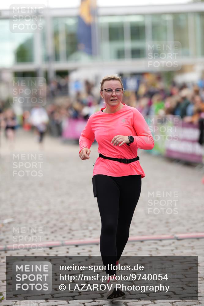 12.06.2026 - Holstenköstenlauf LAZAROV Photography http://msf.ph/oto/9740054 12.06.2026 18:03:54 Laufen 3713, 3736, 3845, 3913, 4488 meine-sportfotos.de