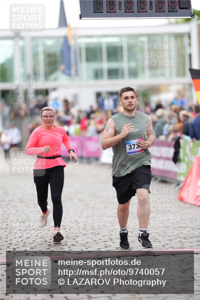 12.06.2026 - Holstenköstenlauf LAZAROV Photography http://msf.ph/oto/9740057 12.06.2026 18:03:52 Laufen 3713, 3736, 3845, 3913, 4488 meine-sportfotos.de
