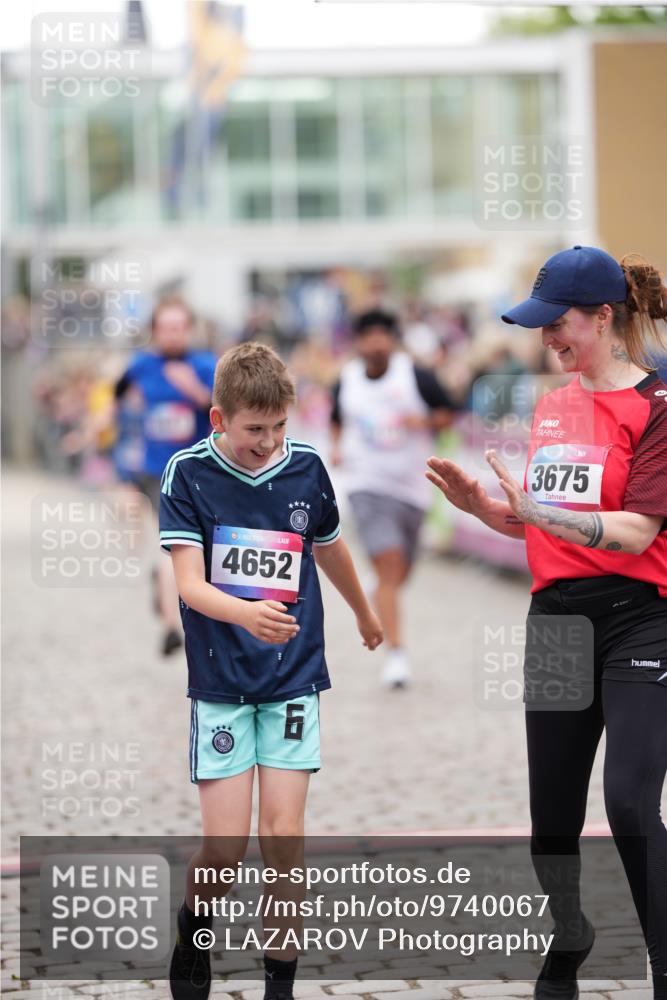 12.06.2026 - Holstenköstenlauf LAZAROV Photography http://msf.ph/oto/9740067 12.06.2026 18:03:38 Laufen 3228, 3641, 3675, 3743, 4349, 4410, 4618, 4619, 4641, 4652, 4653, 4724 meine-sportfotos.de