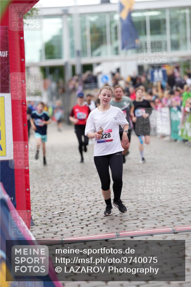 12.06.2026 - Holstenköstenlauf LAZAROV Photography http://msf.ph/oto/9740075 12.06.2026 18:03:32 Laufen 3155, 3228, 3675, 3864, 4349, 4618, 4619, 4653, 4724 meine-sportfotos.de