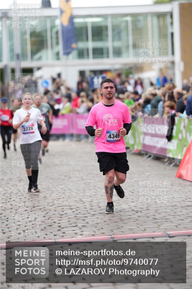 12.06.2026 - Holstenköstenlauf LAZAROV Photography http://msf.ph/oto/9740077 12.06.2026 18:03:31 Laufen 3155, 3228, 3864, 4057, 4349, 4618, 4619, 4724 meine-sportfotos.de