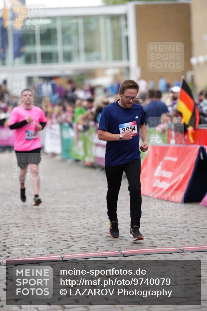 12.06.2026 - Holstenköstenlauf LAZAROV Photography http://msf.ph/oto/9740079 12.06.2026 18:03:29 Laufen 3155, 3228, 3273, 3369, 3864, 4057, 4349, 4605 meine-sportfotos.de