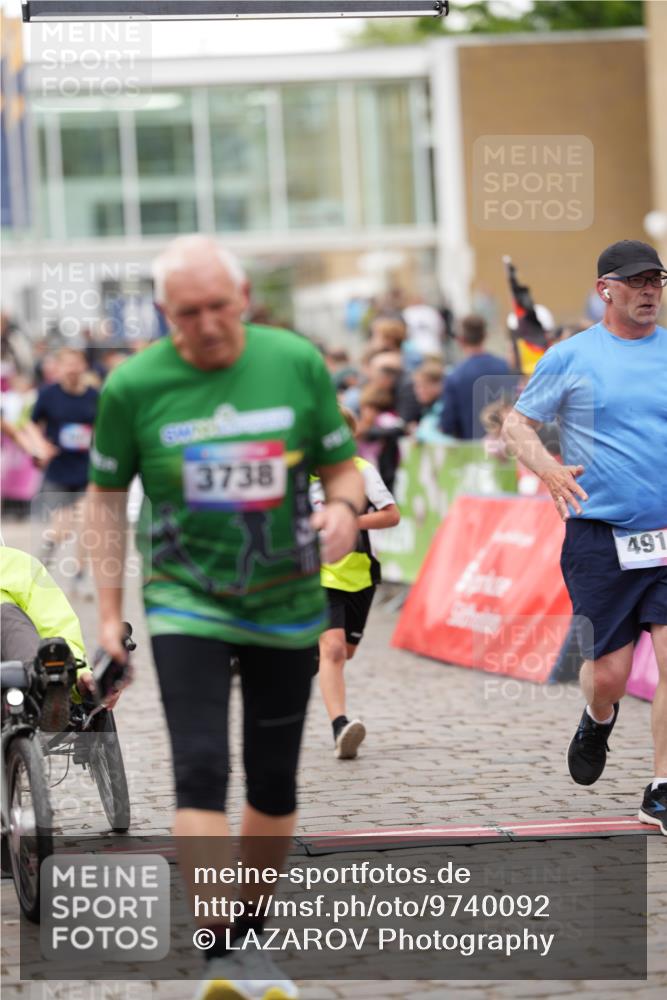 12.06.2026 - Holstenköstenlauf LAZAROV Photography http://msf.ph/oto/9740092 12.06.2026 18:03:11 Laufen 3710, 3738, 4137, 4292, 4687, 4901, 4914 meine-sportfotos.de