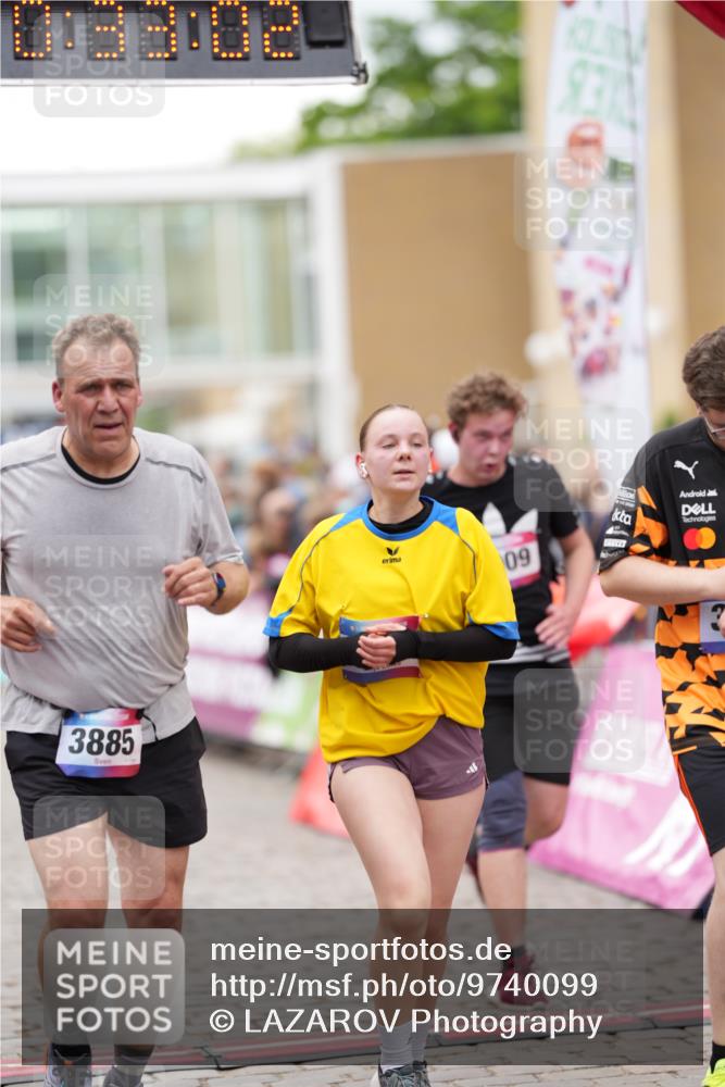 12.06.2026 - Holstenköstenlauf LAZAROV Photography http://msf.ph/oto/9740099 12.06.2026 18:03:00 Laufen 3263, 3885, 4009, 4025, 4027, 4453, 4626, 4909 meine-sportfotos.de