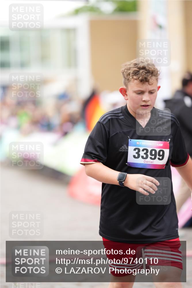 12.06.2026 - Holstenköstenlauf LAZAROV Photography http://msf.ph/oto/9740110 12.06.2026 18:02:52 Laufen 3011, 3399, 4009, 4285, 4453, 4677 meine-sportfotos.de