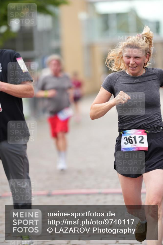 12.06.2026 - Holstenköstenlauf LAZAROV Photography http://msf.ph/oto/9740117 12.06.2026 18:02:40 Laufen 3287, 3611, 3612, 3614, 3631, 3655, 3868, 4393 meine-sportfotos.de