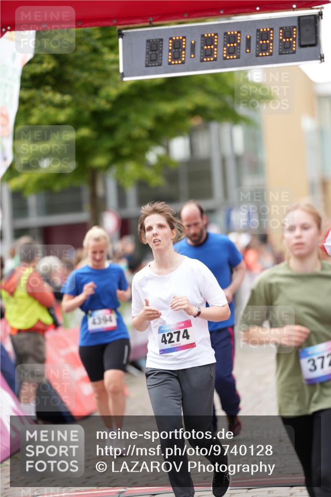 12.06.2026 - Holstenköstenlauf LAZAROV Photography http://msf.ph/oto/9740128 12.06.2026 18:02:32 Laufen 3548, 3614, 3720, 4080, 4081, 4274, 4393, 4394 meine-sportfotos.de
