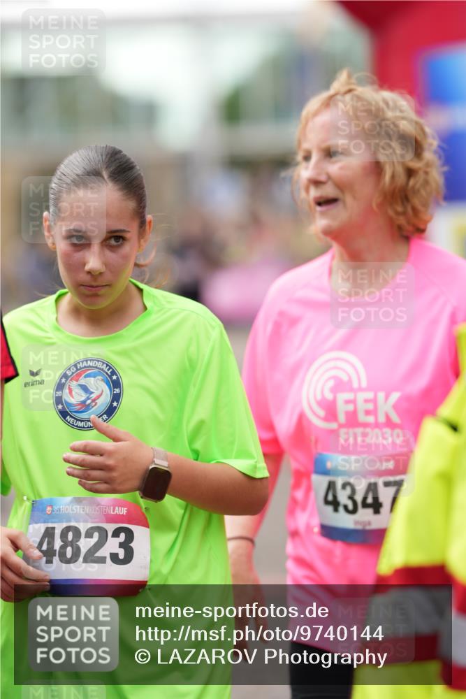 12.06.2026 - Holstenköstenlauf LAZAROV Photography http://msf.ph/oto/9740144 12.06.2026 18:02:18 Laufen 3594, 3775, 3942, 4017, 4298, 4299, 4300, 4306, 4309, 4347, 4452, 4823 meine-sportfotos.de