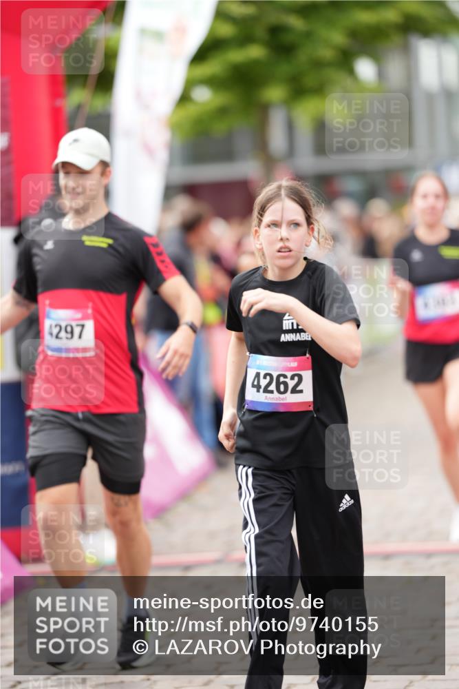 12.06.2026 - Holstenköstenlauf LAZAROV Photography http://msf.ph/oto/9740155 12.06.2026 18:02:05 Laufen 3821, 4003, 4262, 4296, 4297, 4303, 4320, 4502, 4701 meine-sportfotos.de