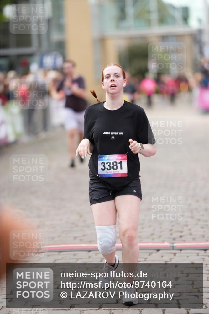 12.06.2026 - Holstenköstenlauf LAZAROV Photography http://msf.ph/oto/9740164 12.06.2026 18:01:55 Laufen 3381, 3529, 4002, 4623, 4735, 4873 meine-sportfotos.de