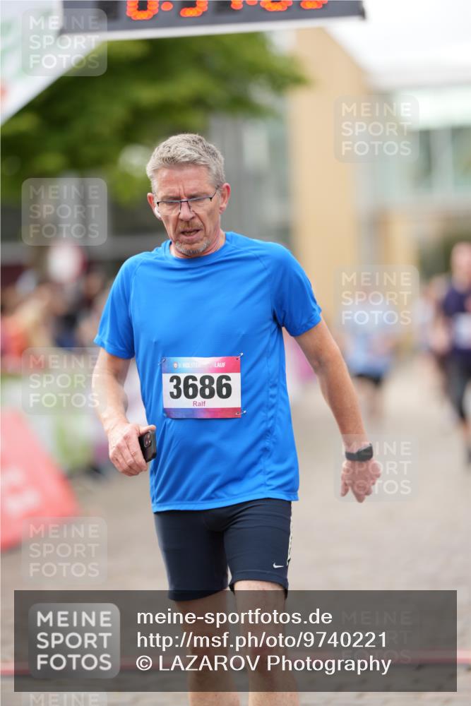 12.06.2026 - Holstenköstenlauf LAZAROV Photography http://msf.ph/oto/9740221 12.06.2026 18:01:01 Laufen 3100, 3589, 3686, 3732, 4030, 4480 meine-sportfotos.de
