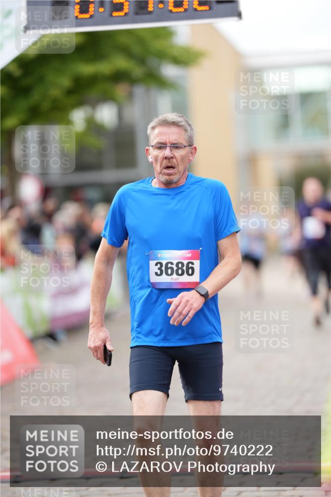 12.06.2026 - Holstenköstenlauf LAZAROV Photography http://msf.ph/oto/9740222 12.06.2026 18:01:00 Laufen 3589, 3686, 3732, 4030, 4480, 4885, 4889 meine-sportfotos.de