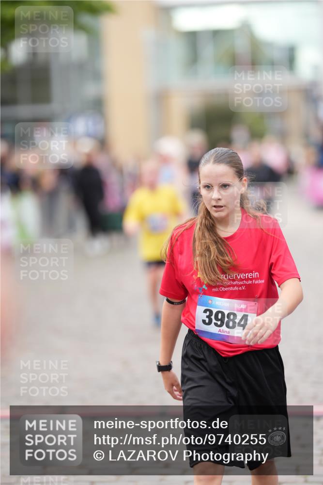 12.06.2026 - Holstenköstenlauf LAZAROV Photography http://msf.ph/oto/9740255 12.06.2026 18:00:28 Laufen 3579, 3777, 3826, 3984, 4010, 4281, 4476 meine-sportfotos.de