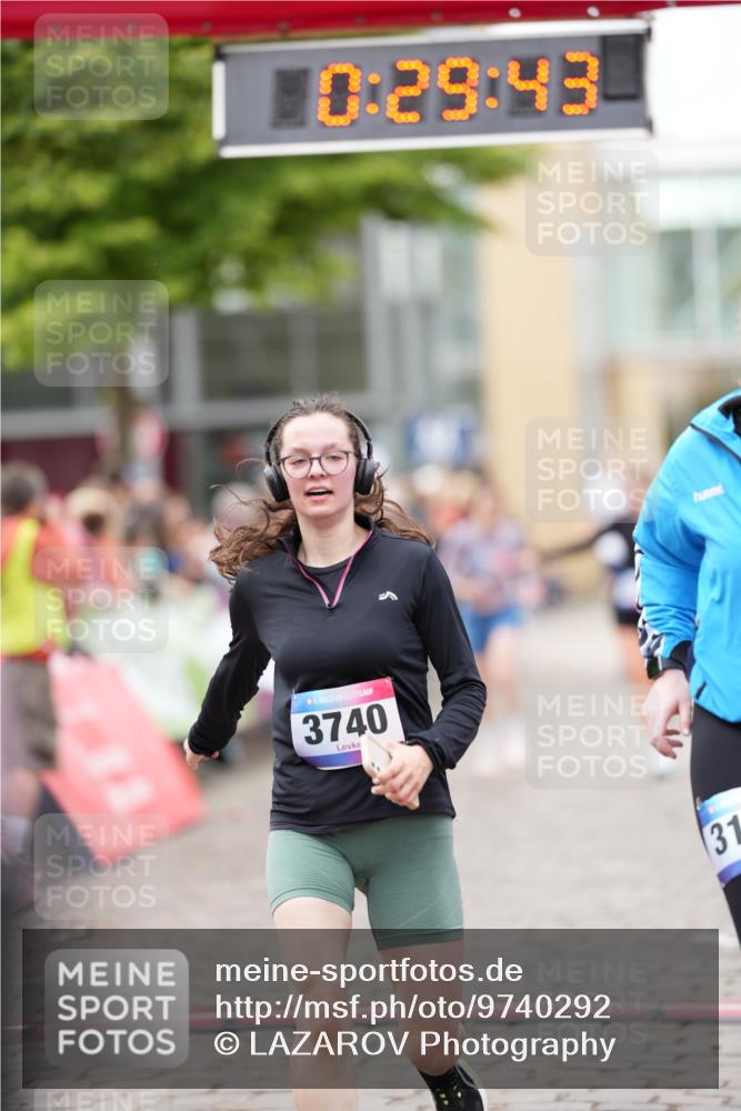 12.06.2026 - Holstenköstenlauf LAZAROV Photography http://msf.ph/oto/9740292 12.06.2026 17:59:41 Laufen 3033, 3128, 3137, 3551, 3740, 3816, 3817, 4286, 4479, 4489 meine-sportfotos.de